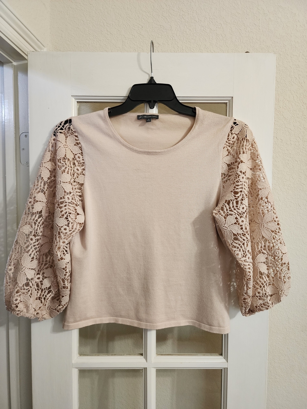 Adrianna Papell Lace Sleeve Knit Top Tan Balloon Sleeve Blouse M FLAWS READ DESC